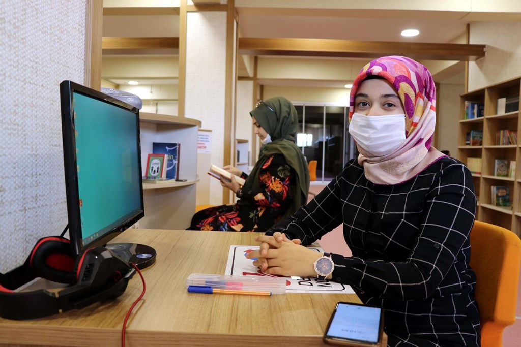 7 Bin 400 Gence İş ve Meslek Danışmanlığı Hizmeti