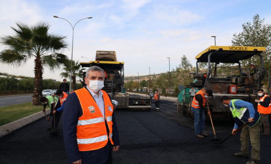 Gap Bulvarında Yıpranmış Asfalt Yenilendi