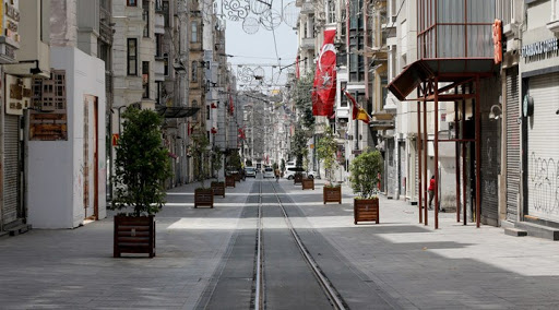 65 Yaş Kısıtlaması Getirildi