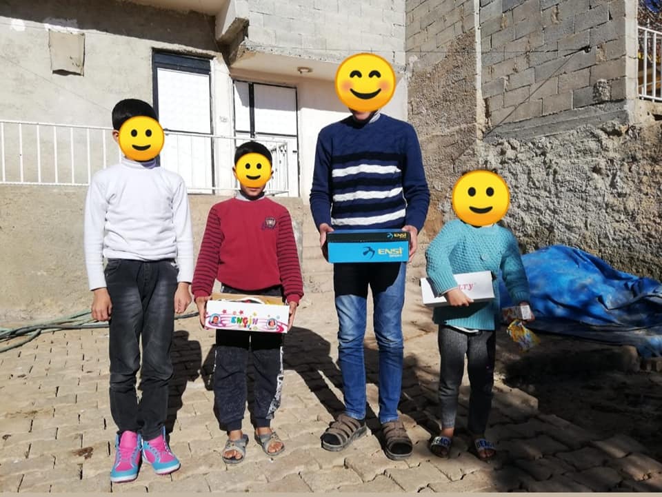 Badıllılar Derneği Çocukları Sevindirmeye Devam Ediyor !!!