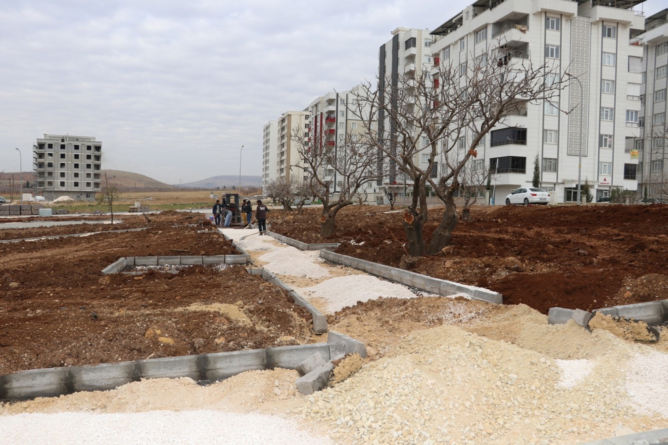 Karaköprü Parklarla Yeşilleniyor !!!