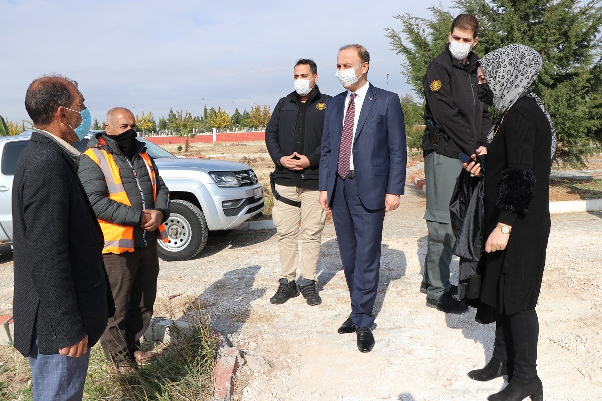 Vali Erin, Şehitlik Parkında İncelemelerde Bulundu !