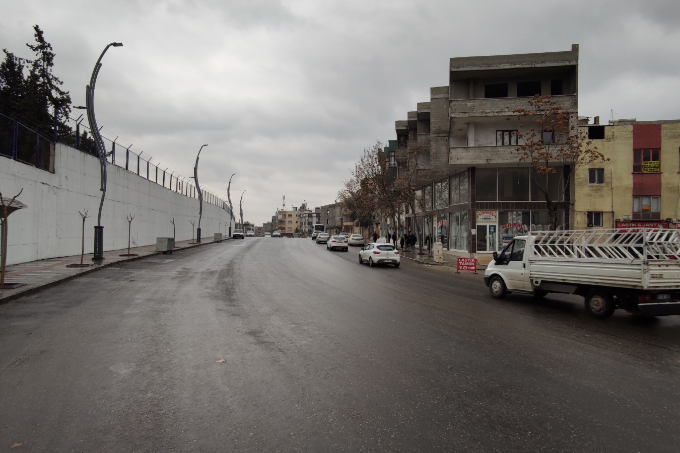 Açıksu Caddesindeki Trafik Karmaşası Son Buldu !!!