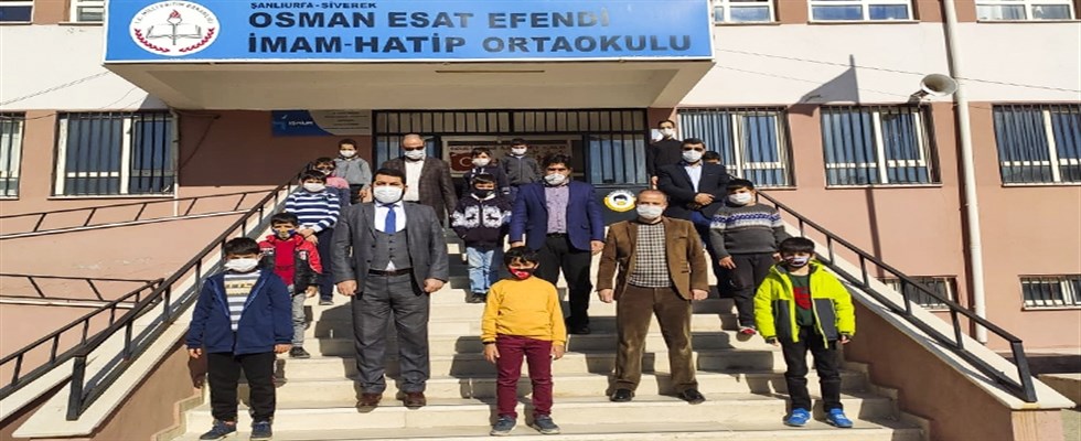 Siverek’te “Maneviyat ve Ahlak” söyleşi düzenlendi