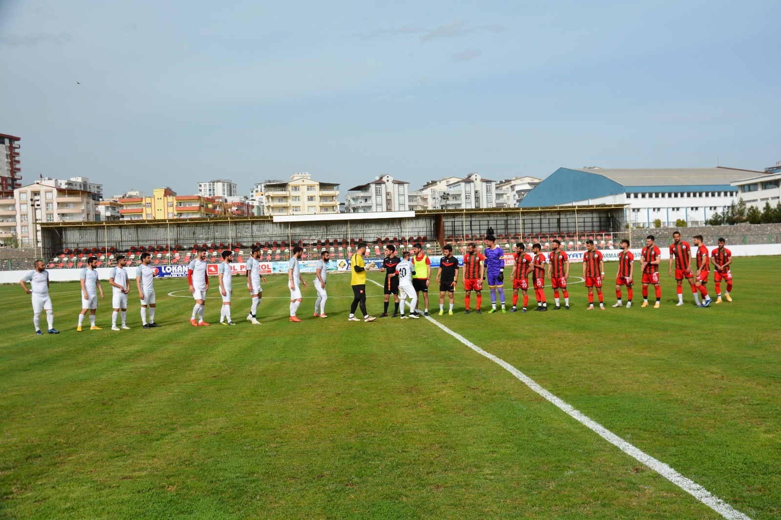 Dostluk Kazandı