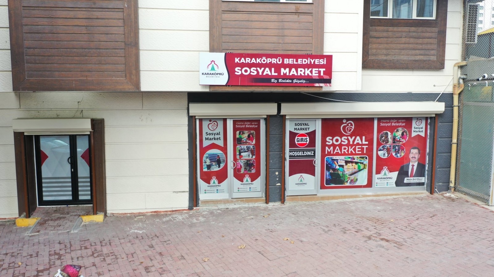 Karaköprü Belediyesi Sosyal Marketi ile Gönüllere Dokunuyor
