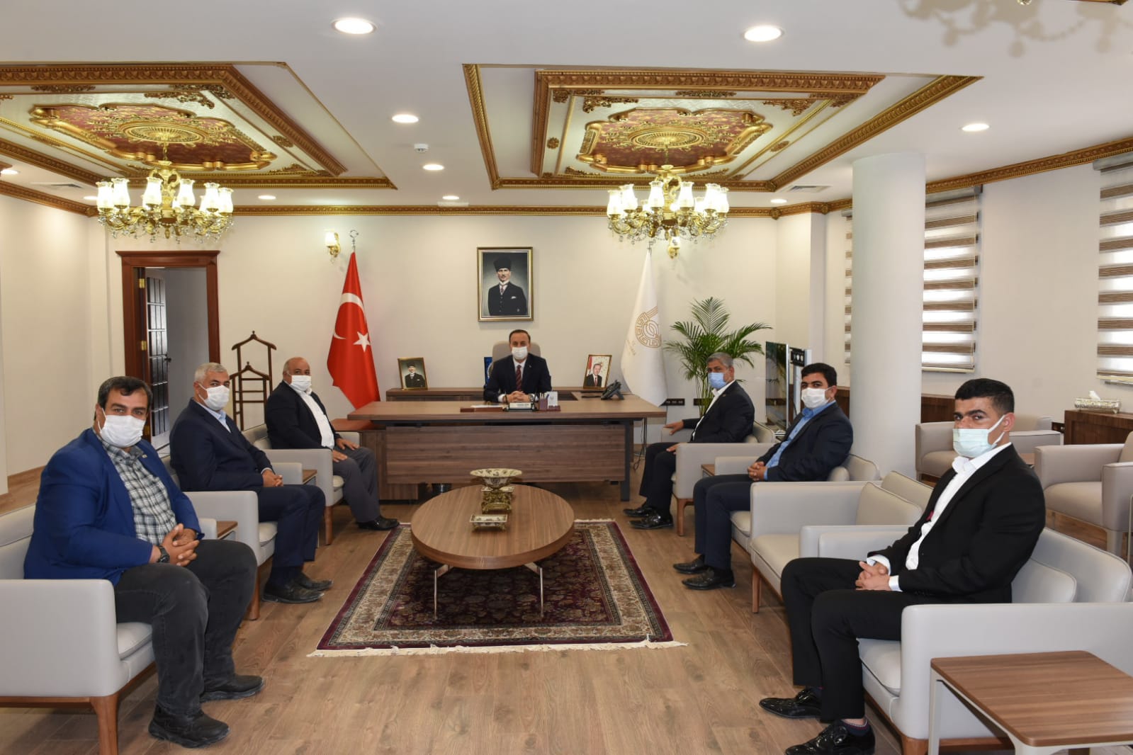 Vali Erin, Muhtarlarını Taleplerini Dinledi