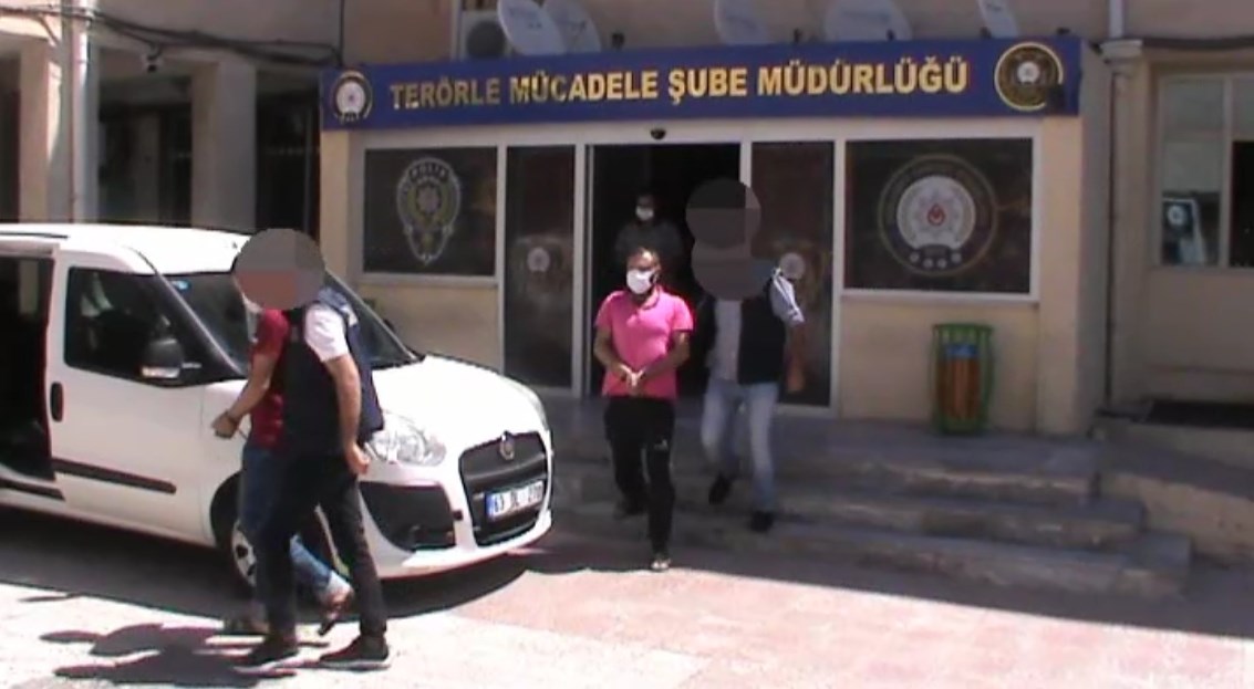 DEAŞ Terör Örgütü Üyesi Şahıslar Şanlıurfa'da Yakalandı