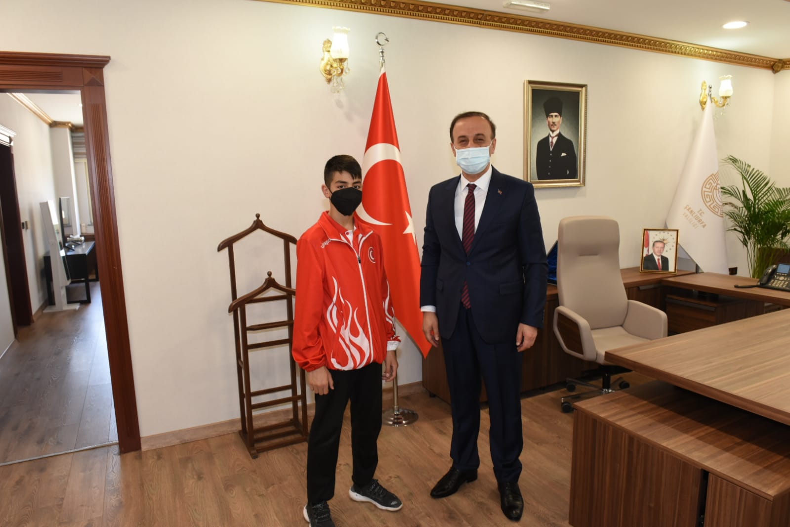 Genç Şampiyondan Vali Erin'e Ziyaret