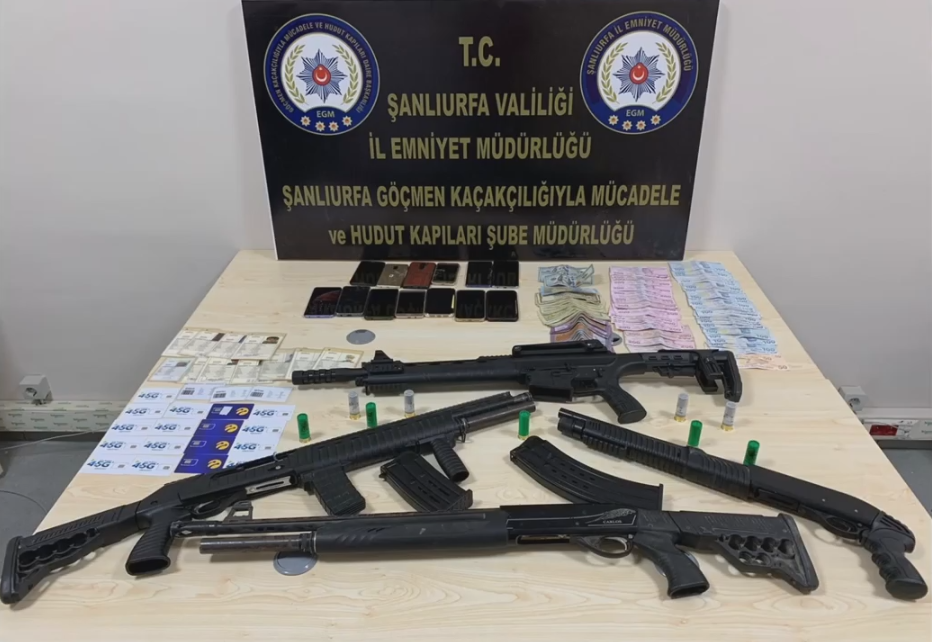 Şanlıurfa Emniyeti İnsan Kaçaklığı Yapan Çete'ye Operasyon Düzenledi (Video)