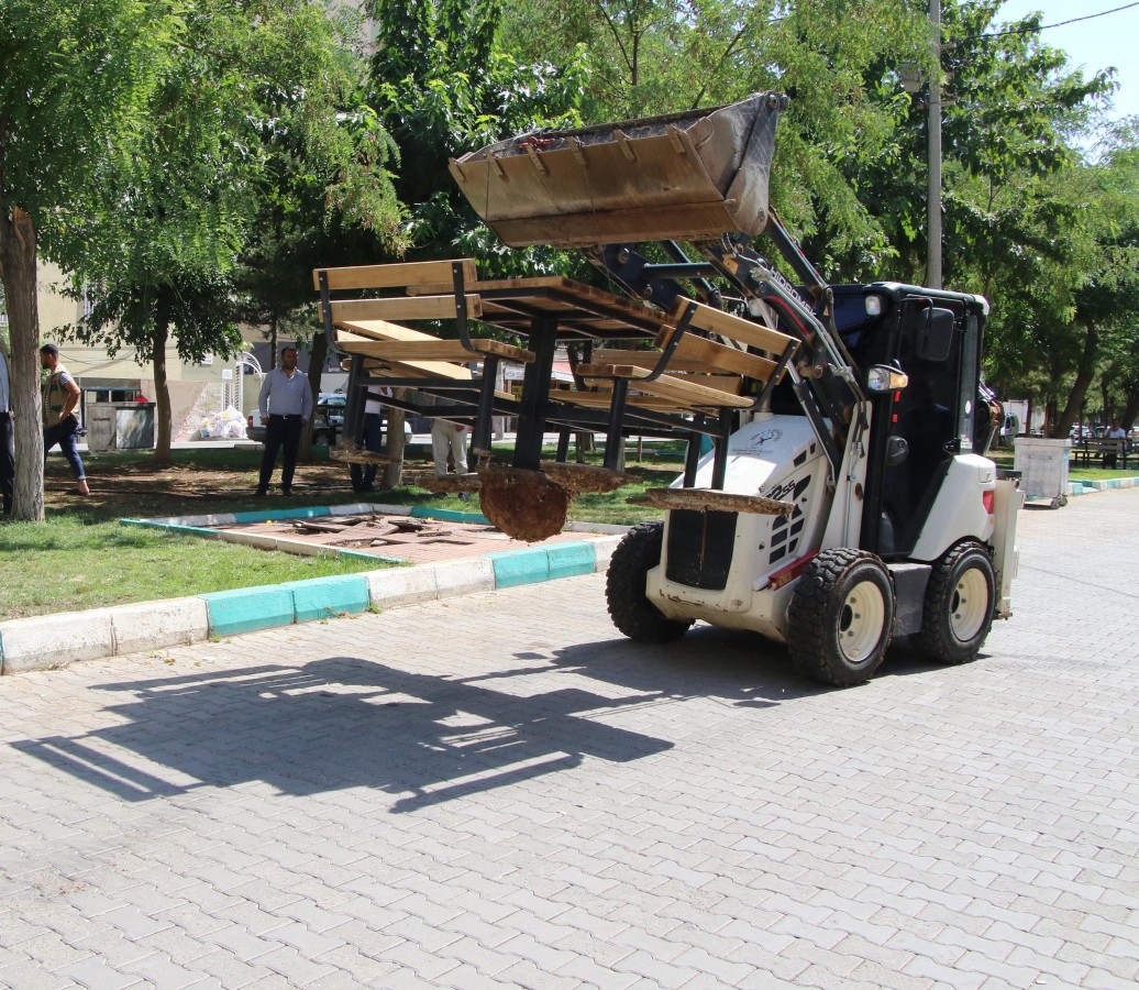 Haliliye Belediyesi İşte O Mahallenin Parkları   Düğmeye Bastı