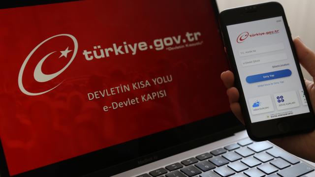 2021'in İlk 6 Ayında e-Devlet Üzerinden 43.103.554 Hizmet Gerçekleştirildi