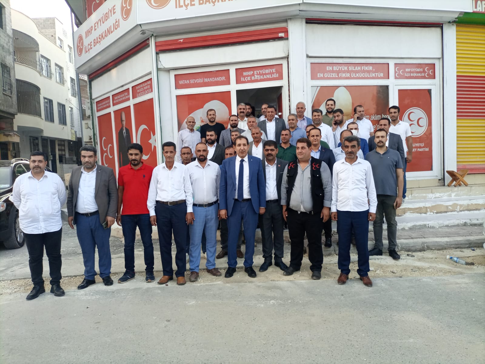Vekil Özyavuz'dan Eyyübiye İlçe Teşkilatına Ziyaret