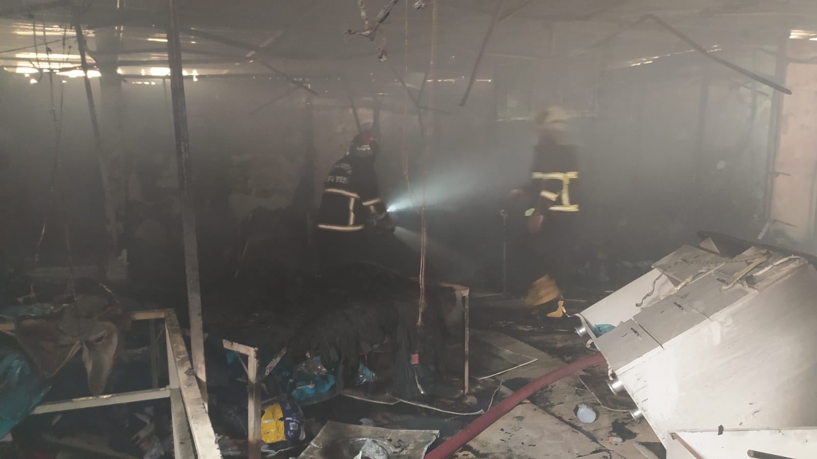 İş Yeri Kullanılmaz Hale Geldi (Video)