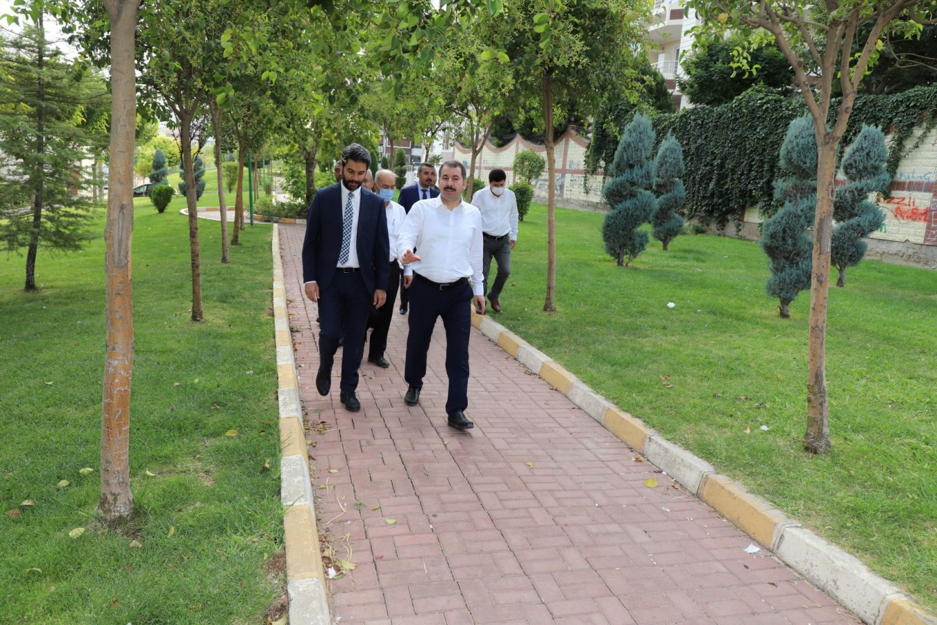Başkan Baydilli, Merkez Mahallerin Sorunlarını Yerinde İncelemeye Devam Ediyor (Video)