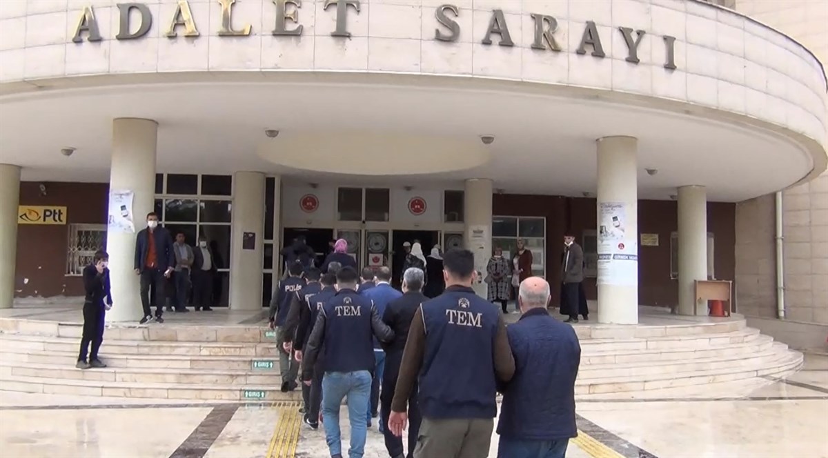Şanlıurfa'da FETÖ Operasyonu Yapıldı 3 Kişi Tutuklandı