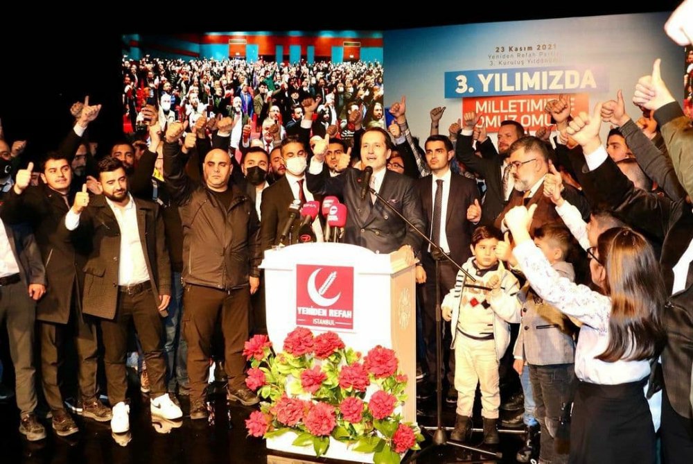 Yeniden Refah Partisin'den 3. Yıl Etkinliği Yapıldı