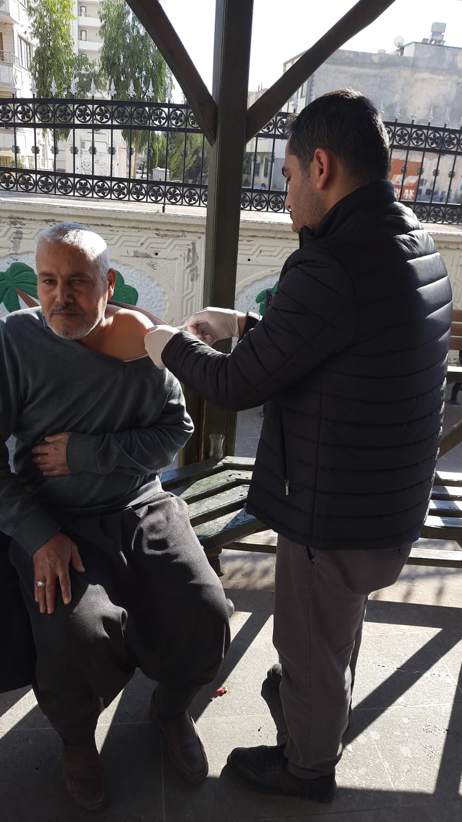 Haliliye İlçe Esnaflarından Aşı Kampanyasına Destek