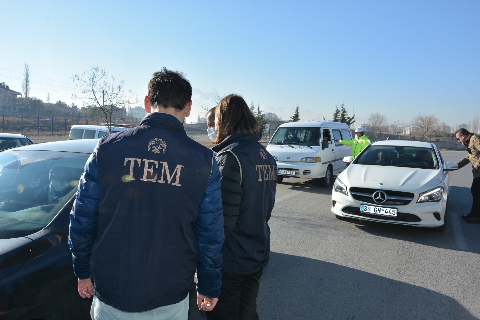 Yılbaşı Öncesi Ülke Genelinde Eş Zamanlı Güven Huzur Uygulaması Gerçekleştirildi