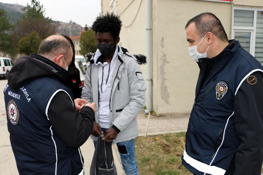 Düzensiz göç ile mücadeleye yönelik huzur uygulaması gerçekleştirildi