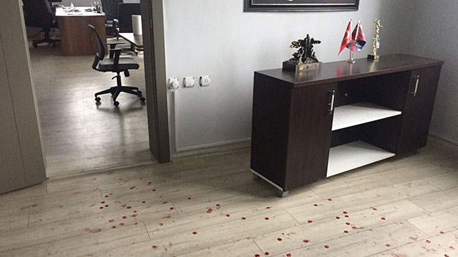 Belediye Başkanına silahlı saldırı