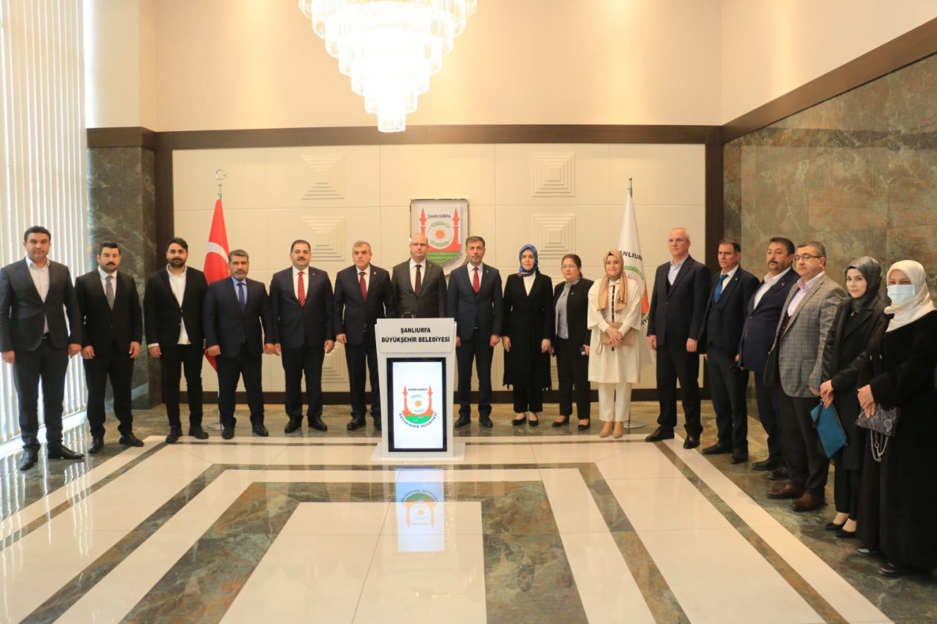 Ak Parti Genel Başkan Yardımcısı Ömer İleri’den Şanlıurfa Büyükşehir’e Ziyaret