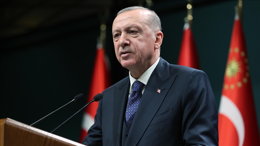 O ülke vatandaşlarının mal vardıkları dondurulacak
