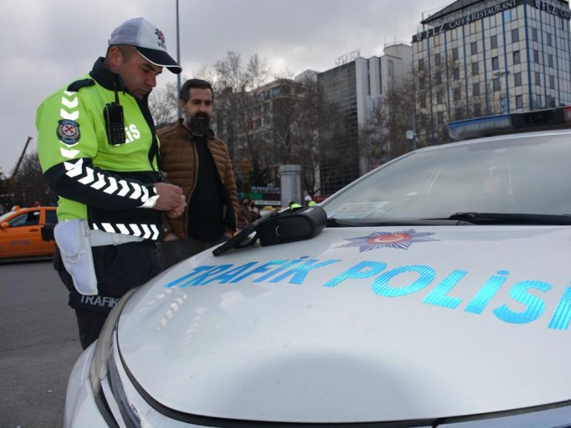 Ülke genelinde trafik uygulaması gerçekleştirildi