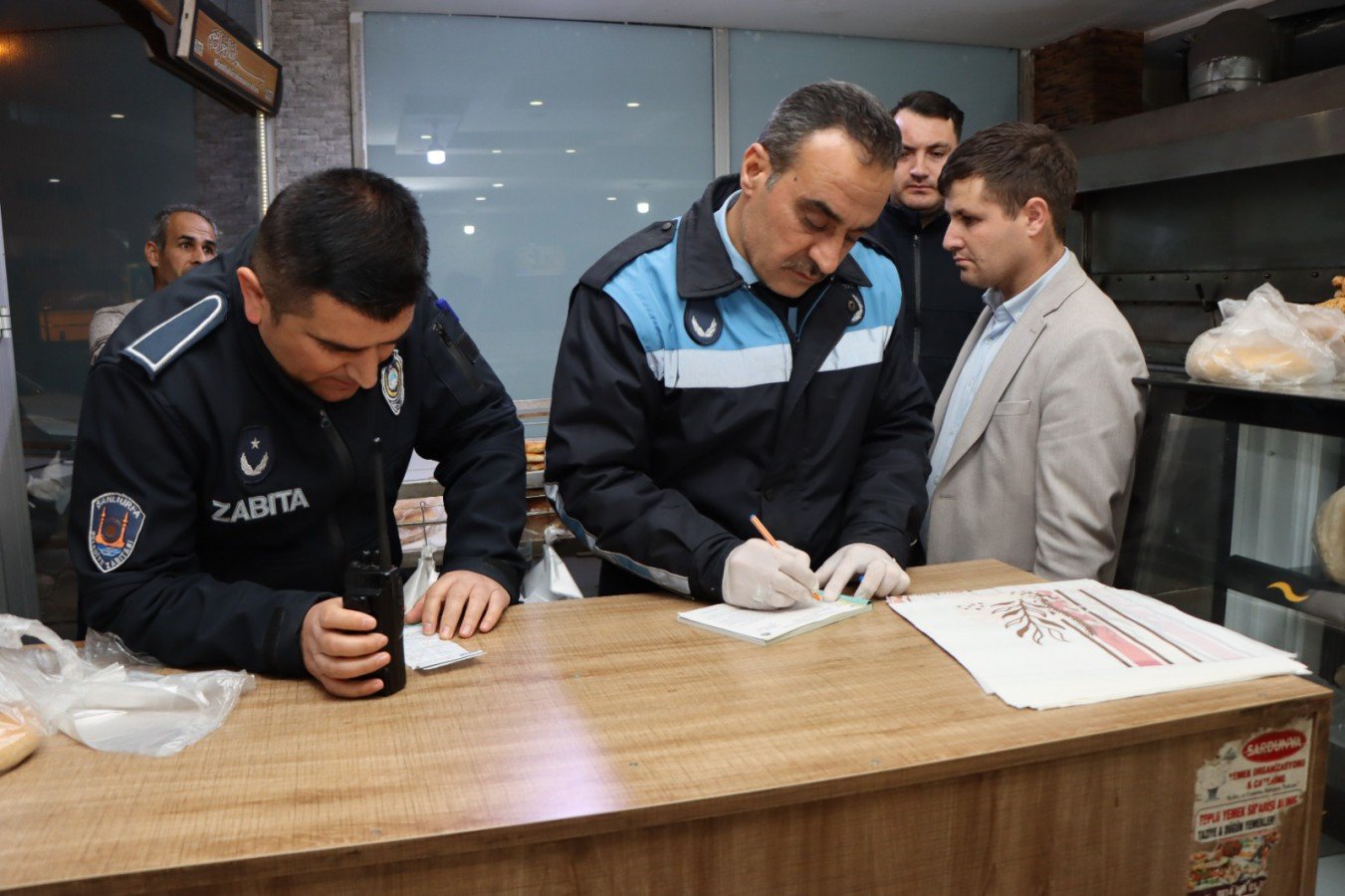 Şanlıurfa Büyükşehir Belediye Zabıtadan ekmek fırınlarında denetim