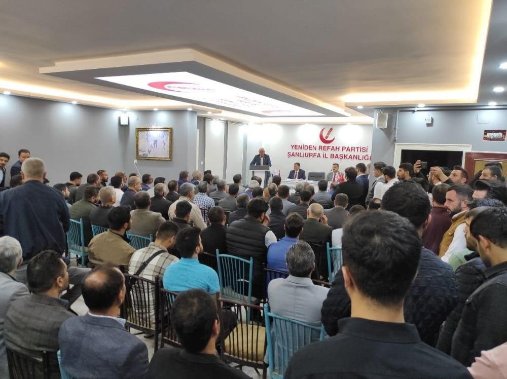 Başkan Yavuz, miting havasında haftalık toplantılarını gerçekleştiriyor