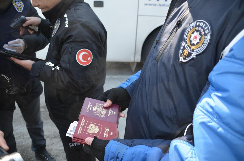 36 bin 344 düzensiz göçmen yakalandı