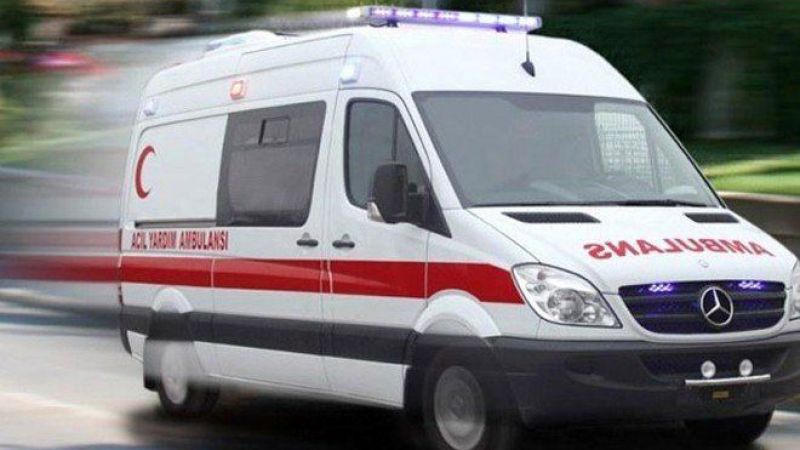 Feci Kaza! Sulama teknesine çarpan otomobil hurdaya döndü