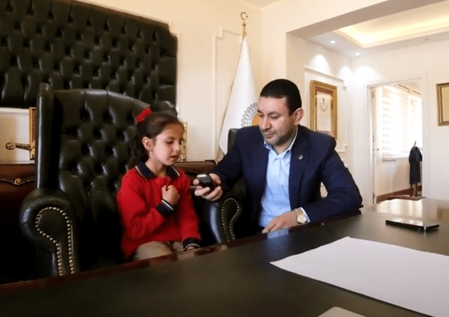 Başkan Özyavuz makamını çocuklara emanet etti