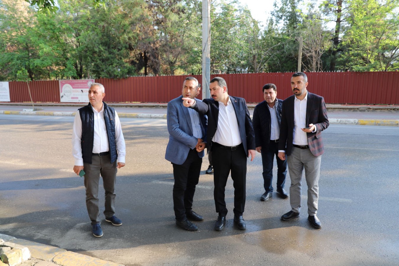 Başkan Baydilli Esentepe mahallesinde incelemelerde bulundu