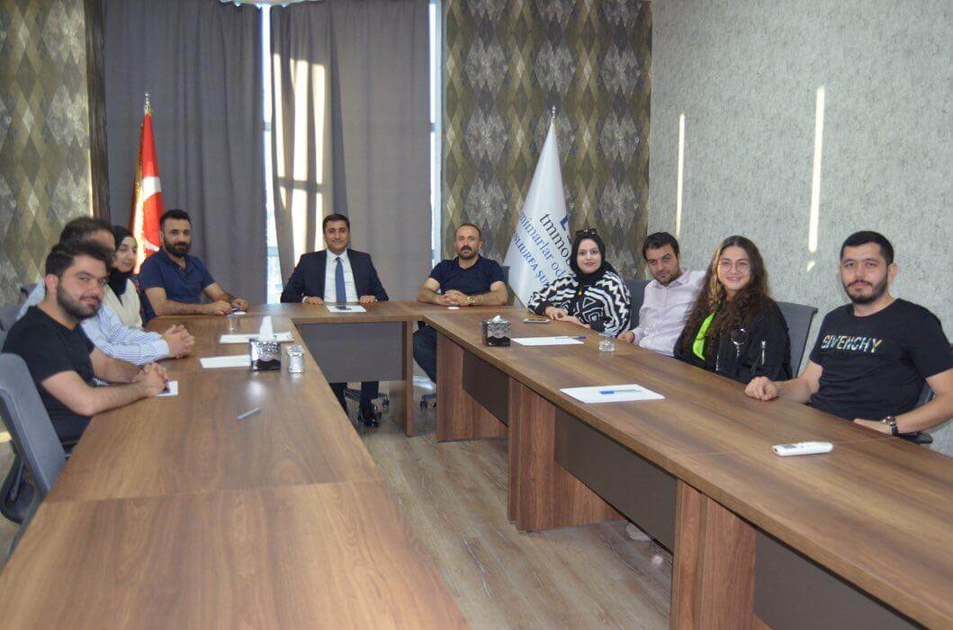Başkan Karadağ mevcut görevinden istifa etti