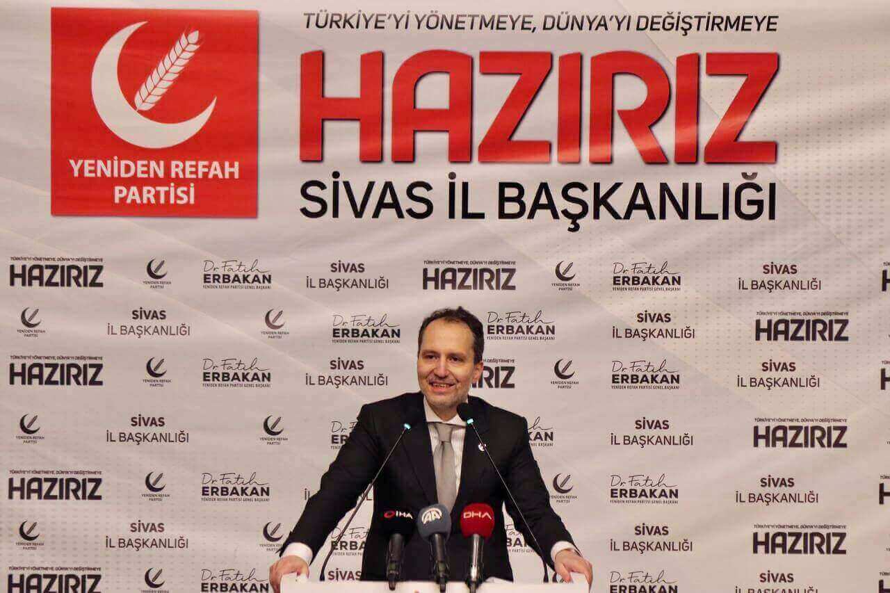 Erbakan başörtüsü yasağını kaldırmak yetmiyor