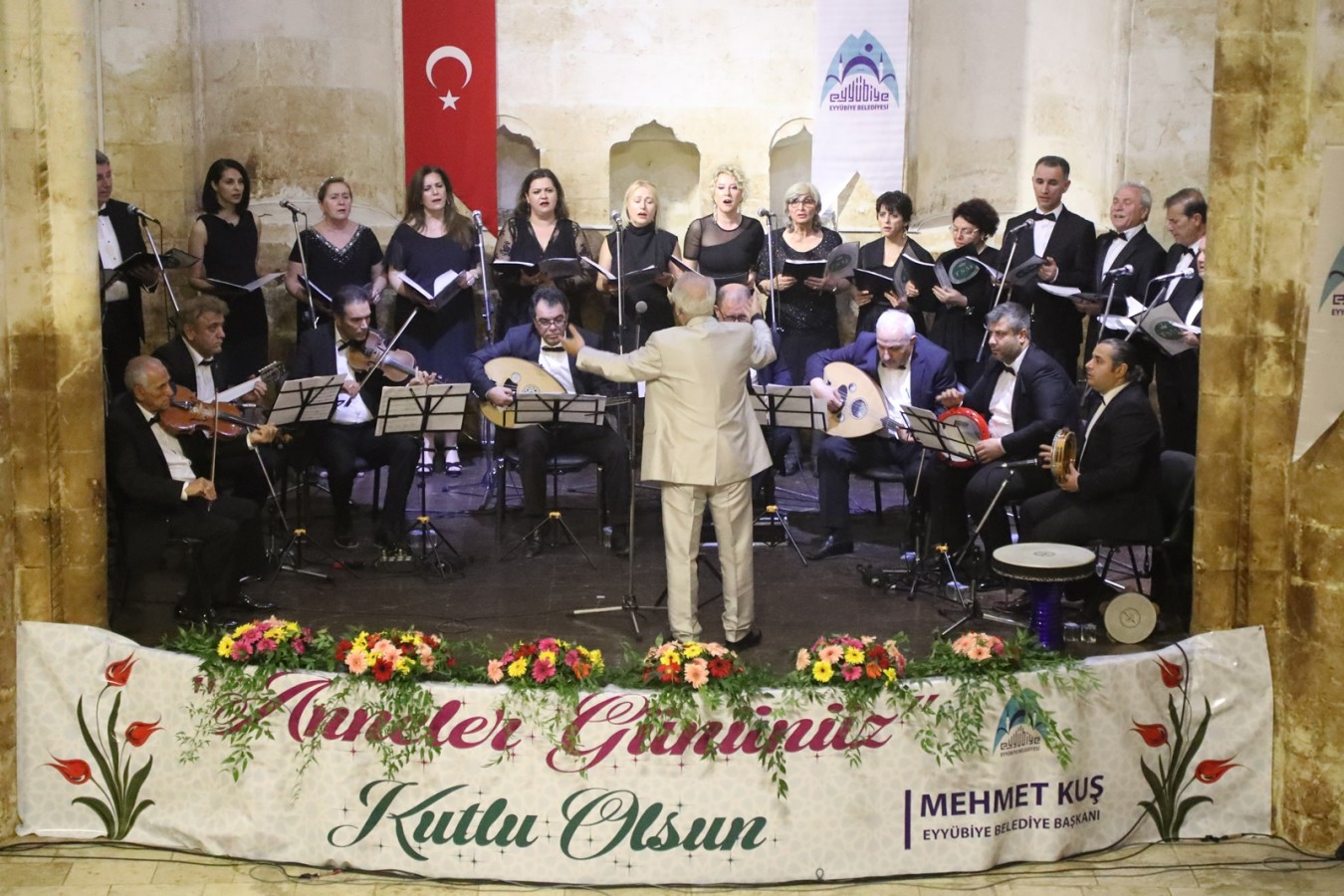 Eyyübiye Belediyesinde muhteşem anneler günü etkinliği