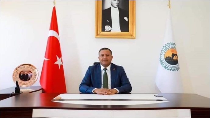 Belediye meclis üyesi partisinden istifa etti