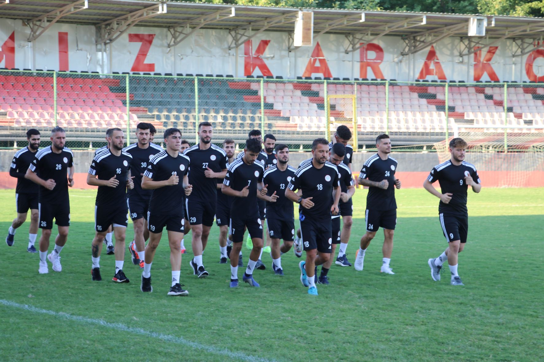 Karaköprü belediyespor sezonu açtı (Video)