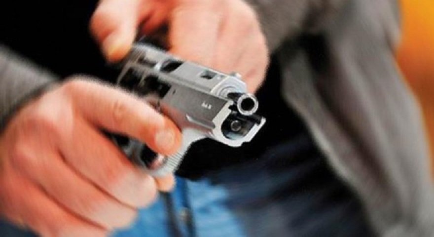 Karaköprü’de silahlı kavga 1 kişi yaralandı