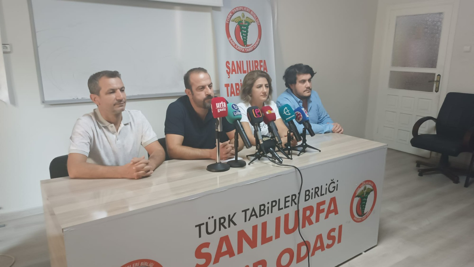 Tabip Odası'ndan Esenyurt'da yaşanan olayla ilgili basın açıklaması gerçekleştirdi