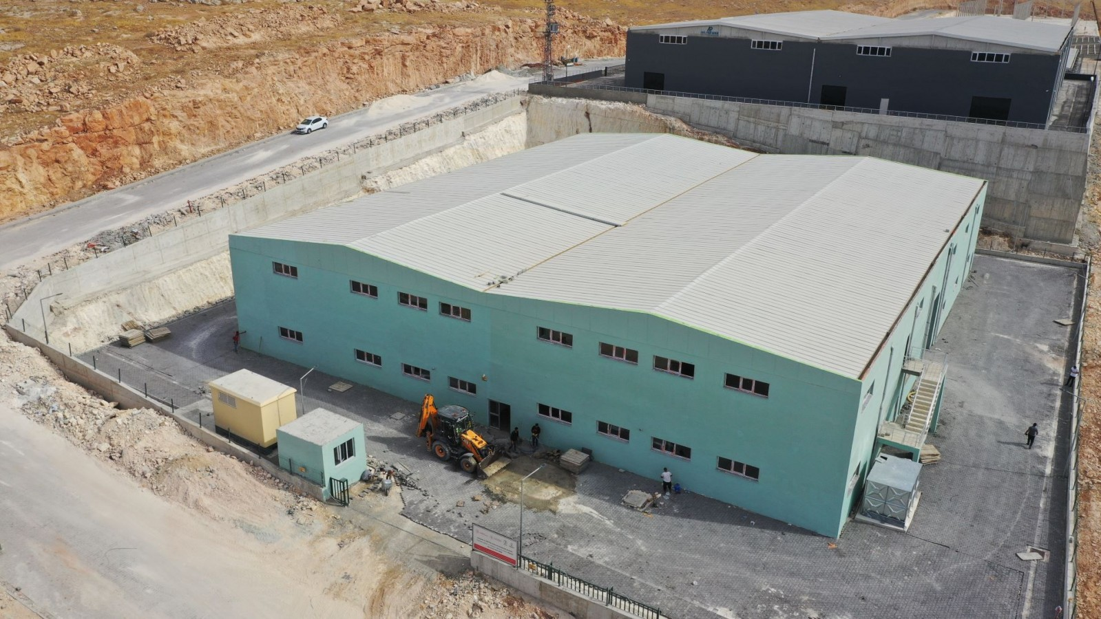 Gençlere istihdam sağlayacak fabrikada sonu doğru