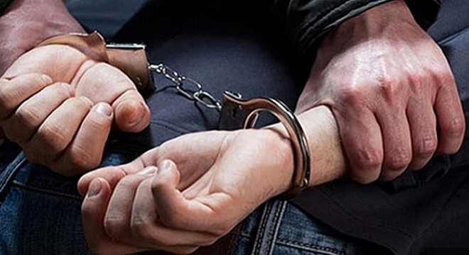 Uzun süredir takip edilen uyuşturucu taciri yakayı ele verdiler