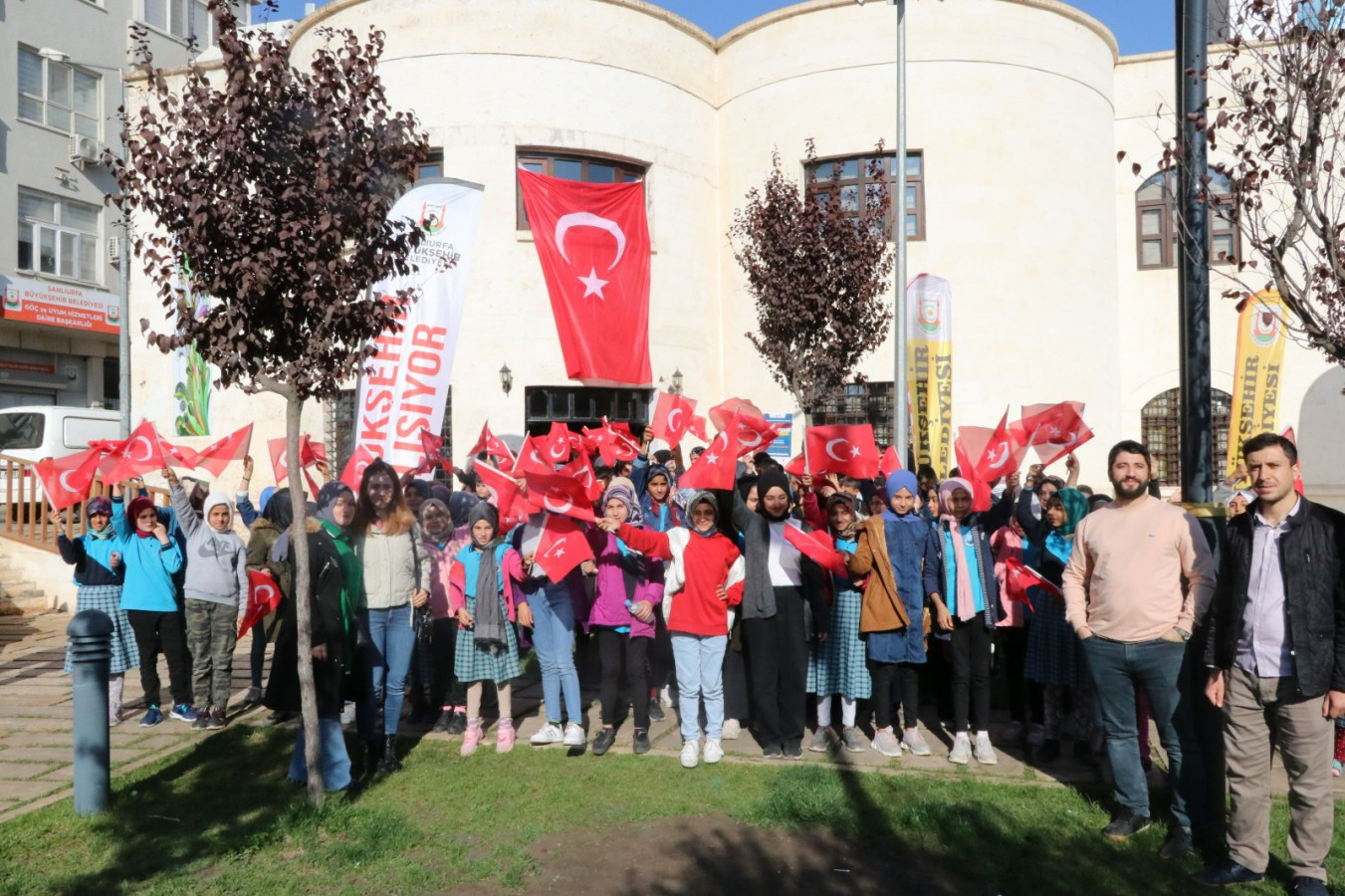 Şanlıurfalı Çocuklar Dijital Sinemada Çanakkale Yolun Sonu filmini izledi