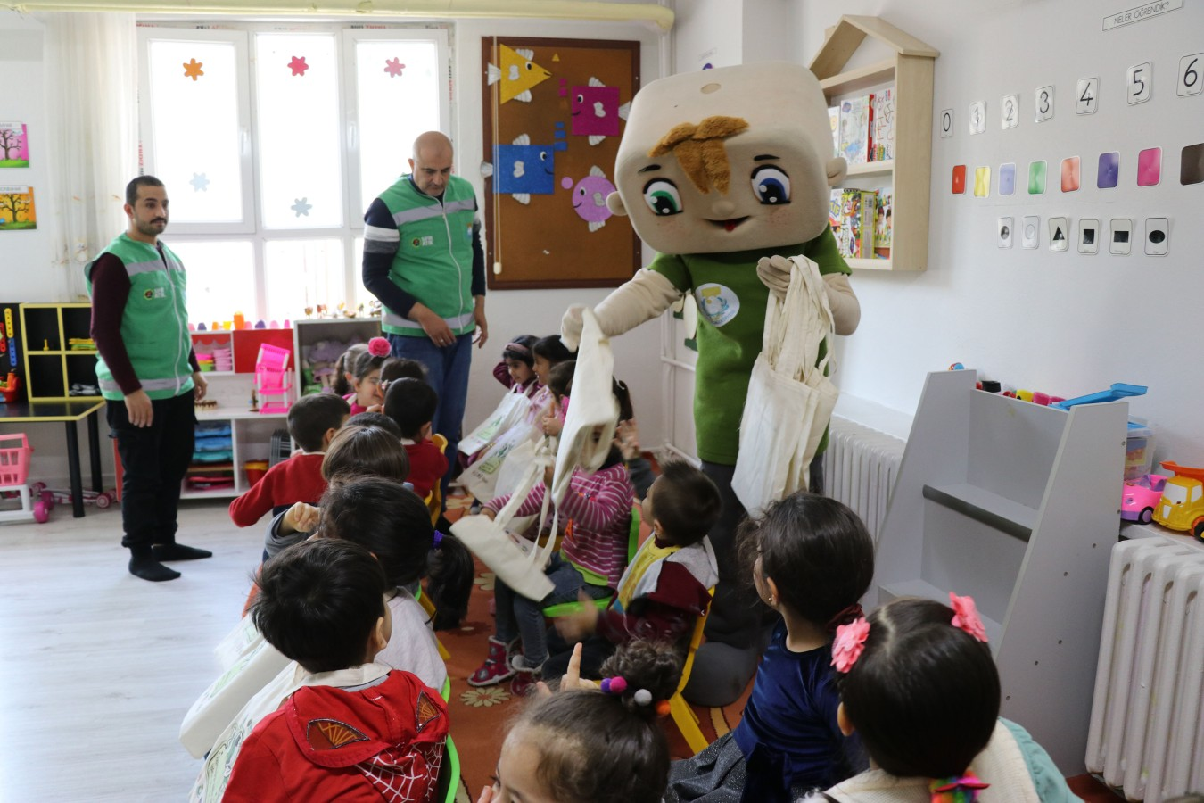Haliliye'de 4 bin 200 öğrenciye çevre bilinci aşılandı