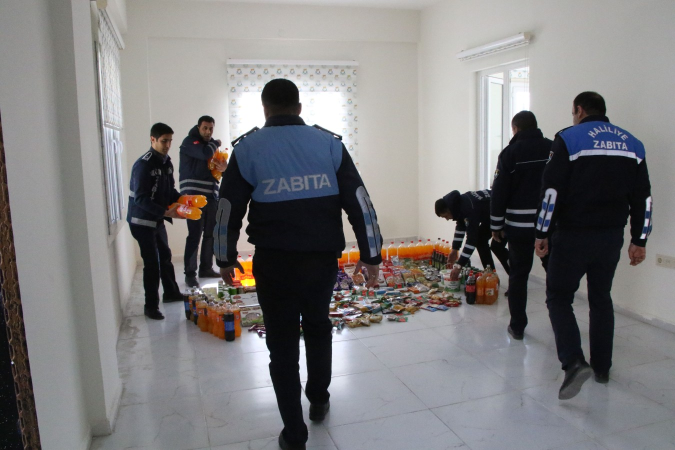 Haliliye'den son kullanma tarihi geçmiş ürünler imha edildi