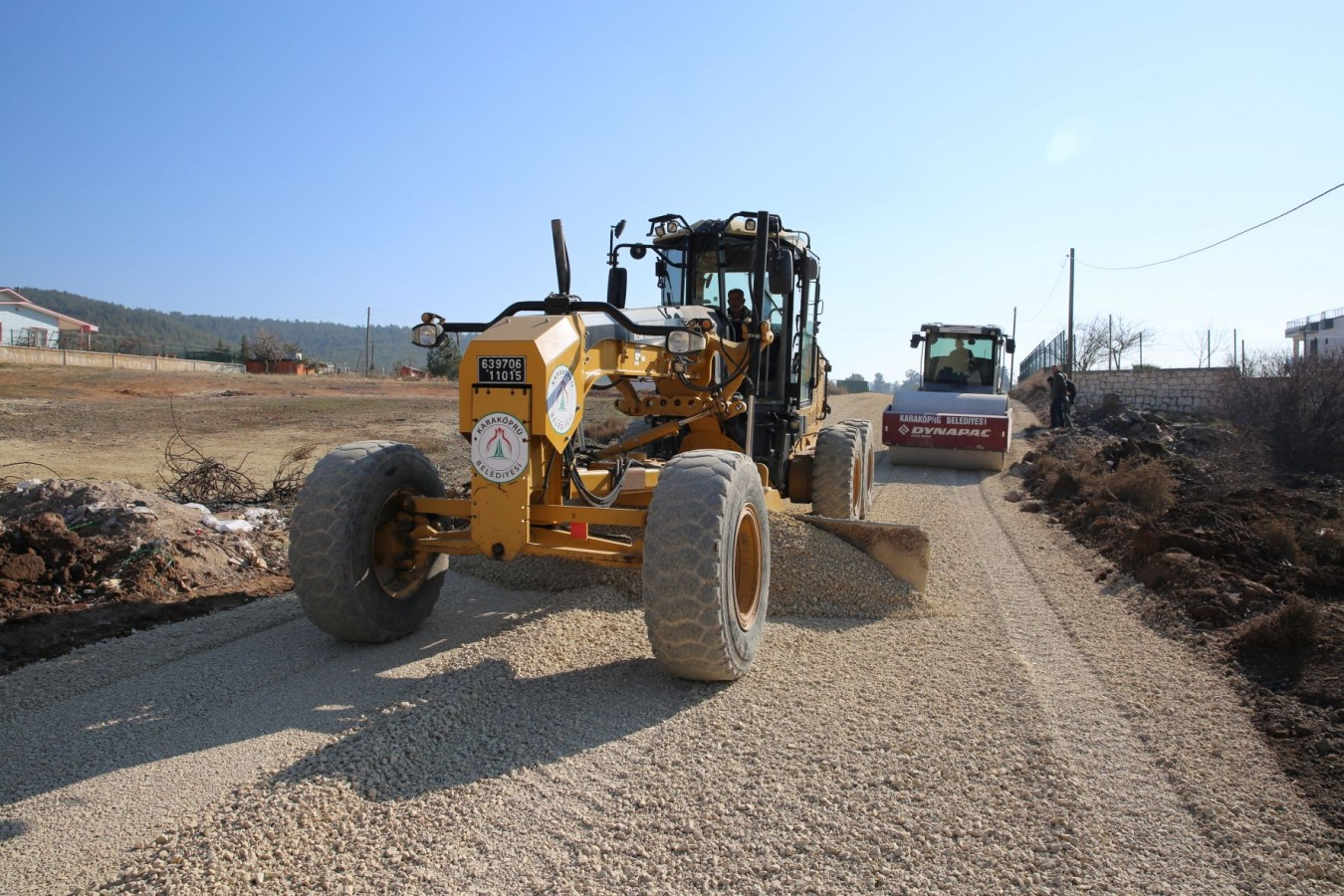 Çamlıyayla mahallesi yeni yollarla gelişiyor