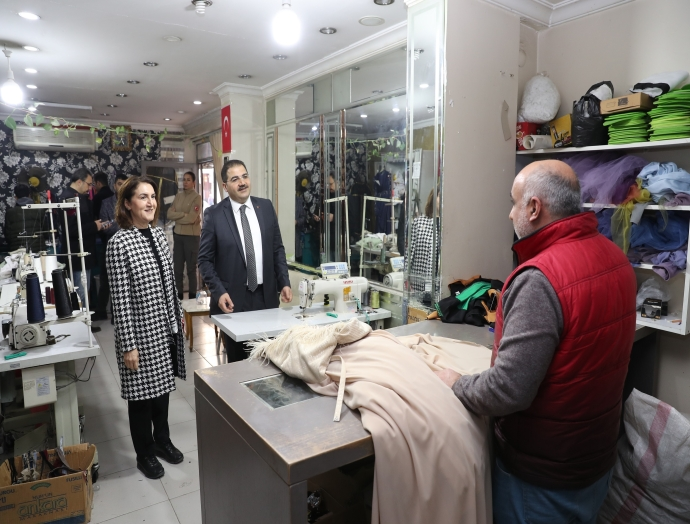 Başkan Canpolat ile Vekil Açanal'dan esnaf gezisi