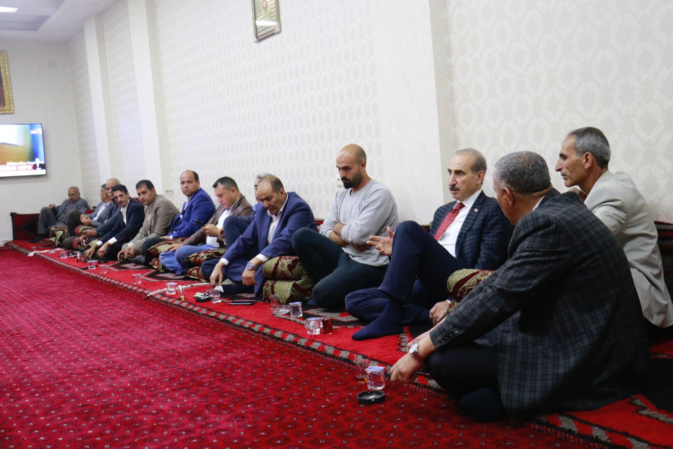 Başkan Yalçınkaya muhtarlarla iftarda buluştu