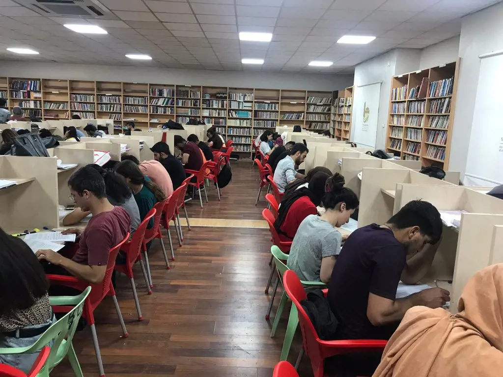 Viranşehir Belediyesi'nden öğrencilere bir destek daha